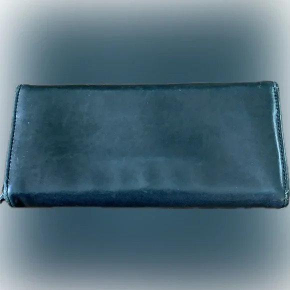 Gucci Vintage Long Black Wallet with Gold Logo - Picture 3 of 13